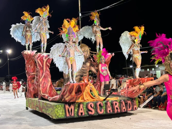 carnaval-mascarada